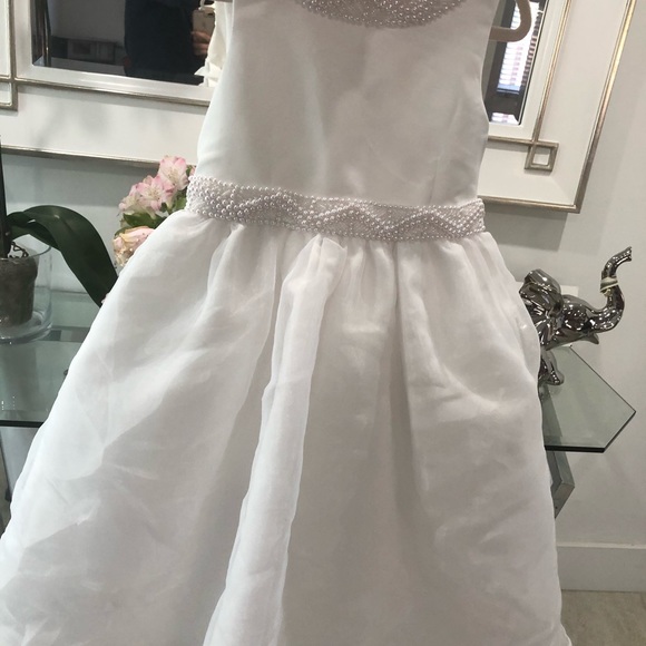 David’s Bridal flower girl dress 2T white - Picture 9 of 11